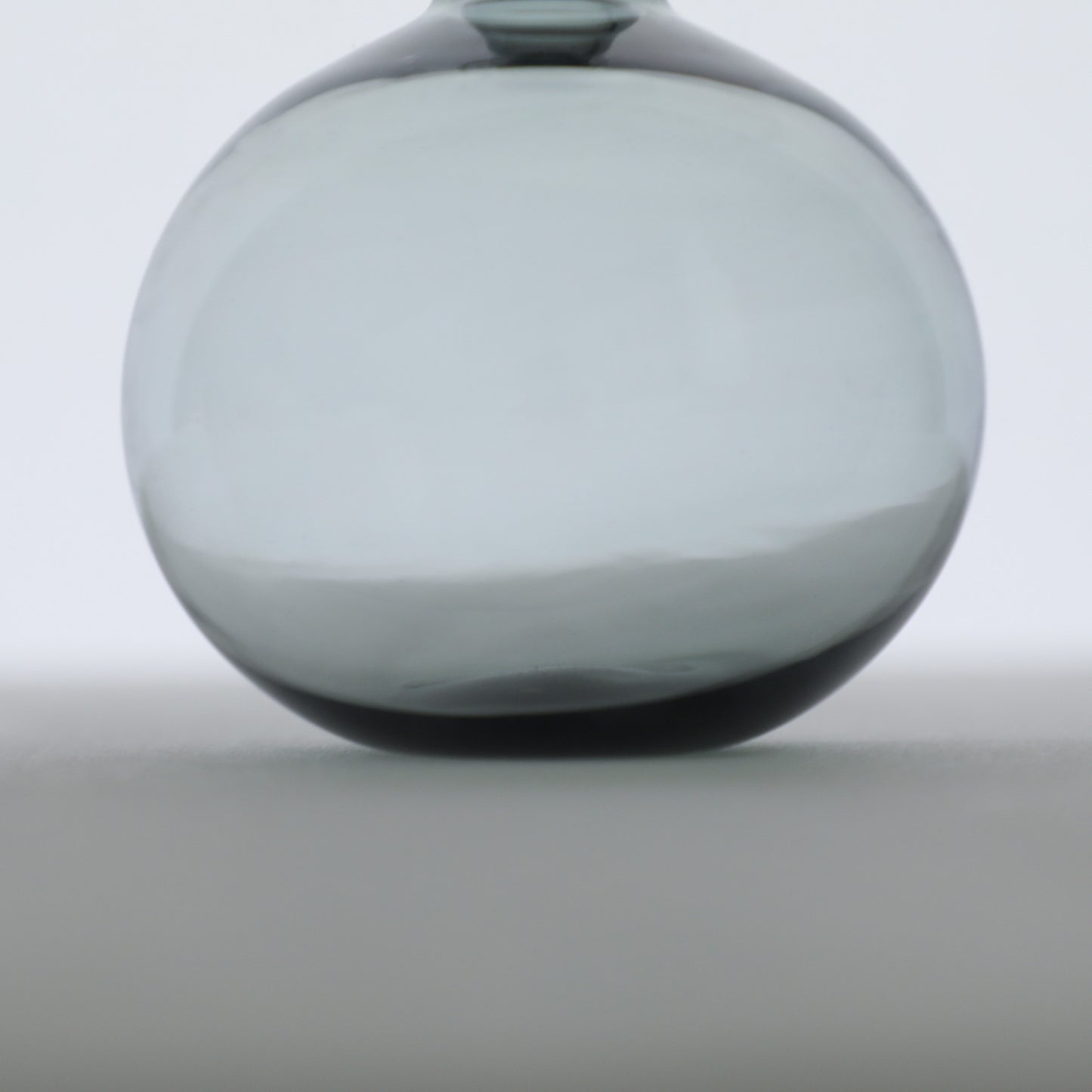 藍丸酒瓶