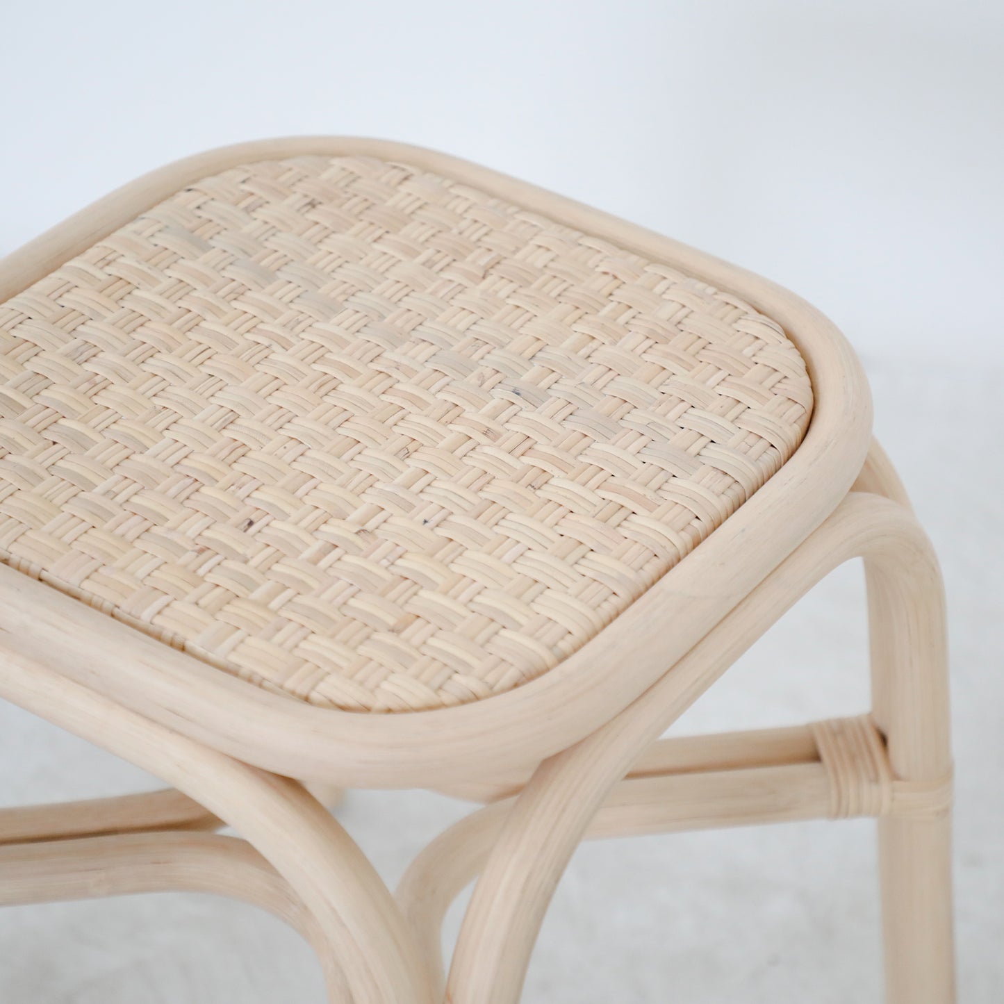 SR stool
