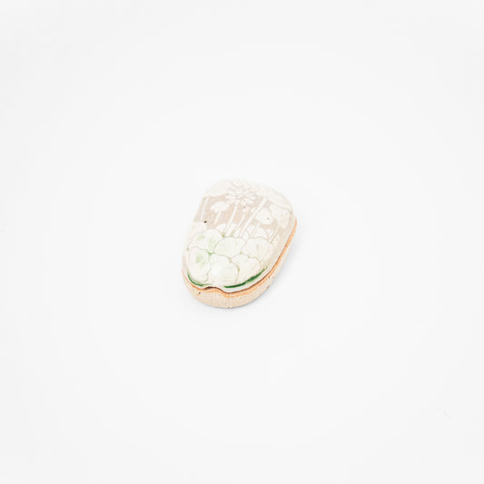 白ハス搔き落とし陶小箱